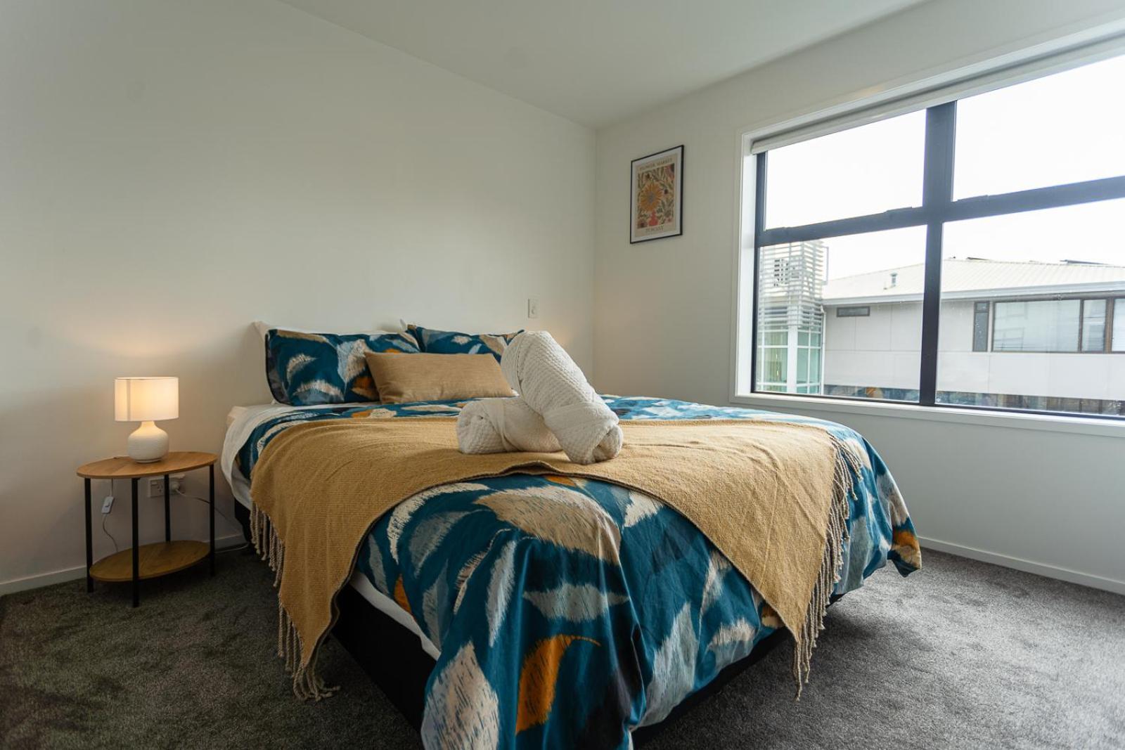 Modern 2 Bedroom Townhouse In Cbd With Parking! Sleeps 5 Christchurch Eksteriør billede
